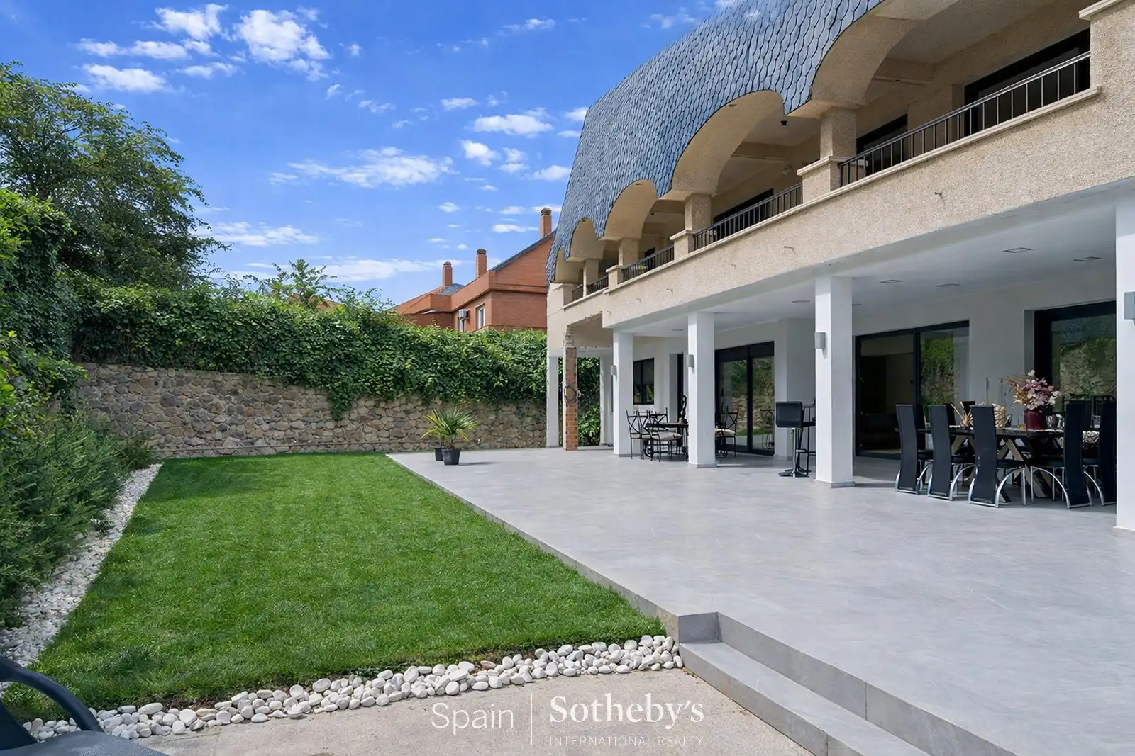 Terrassa de Casa o xalet en venda en Madrid amb Aire condicionat, Jardí privat i Terrassa