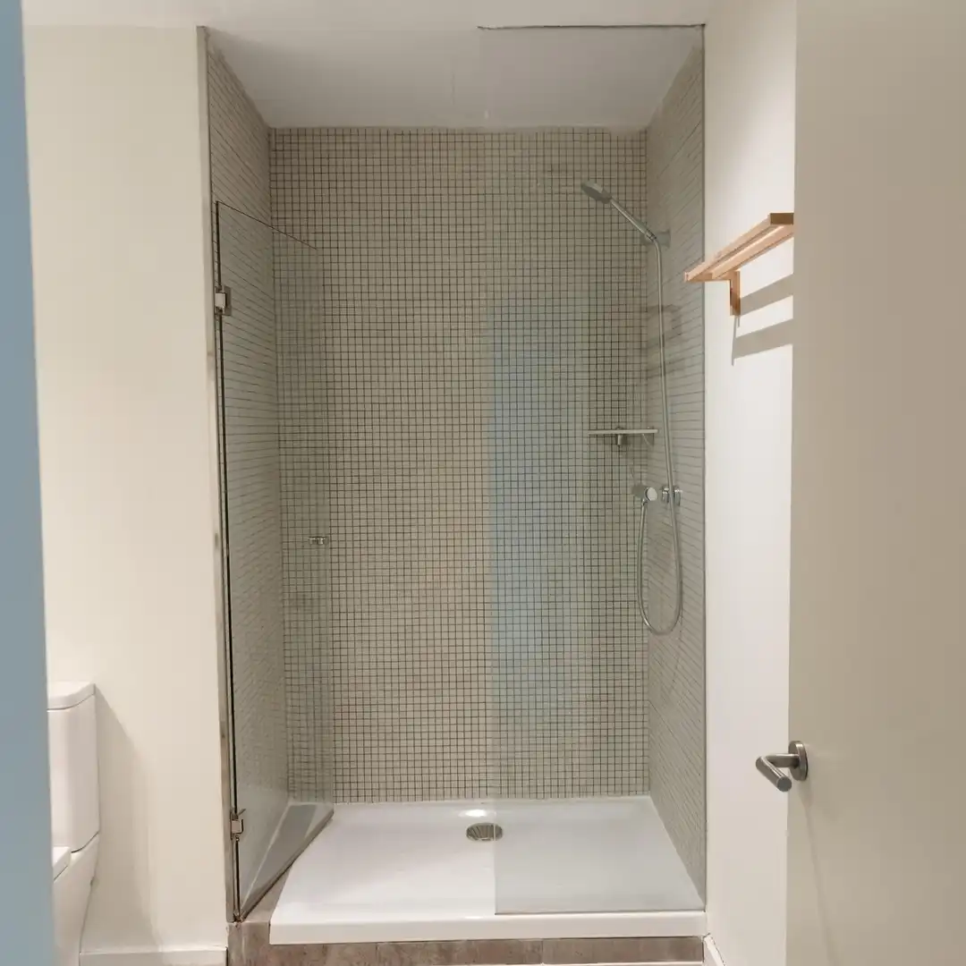 Badezimmer von Wohnung zur Miete in Barcelona mit Klimaanlage, Heizung und Möbliert