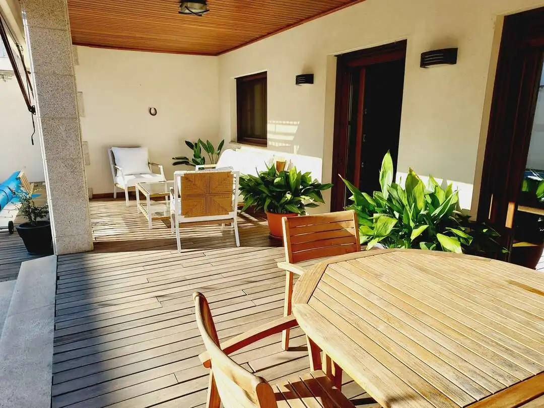 Casa amb terrassa en venda a Calle Carlos Saura, imagen 4