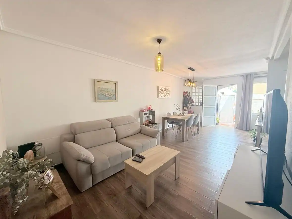 Apartment with pool for sale in AVENIDA ESCANDINAVIA N72 nº10, imagen 5