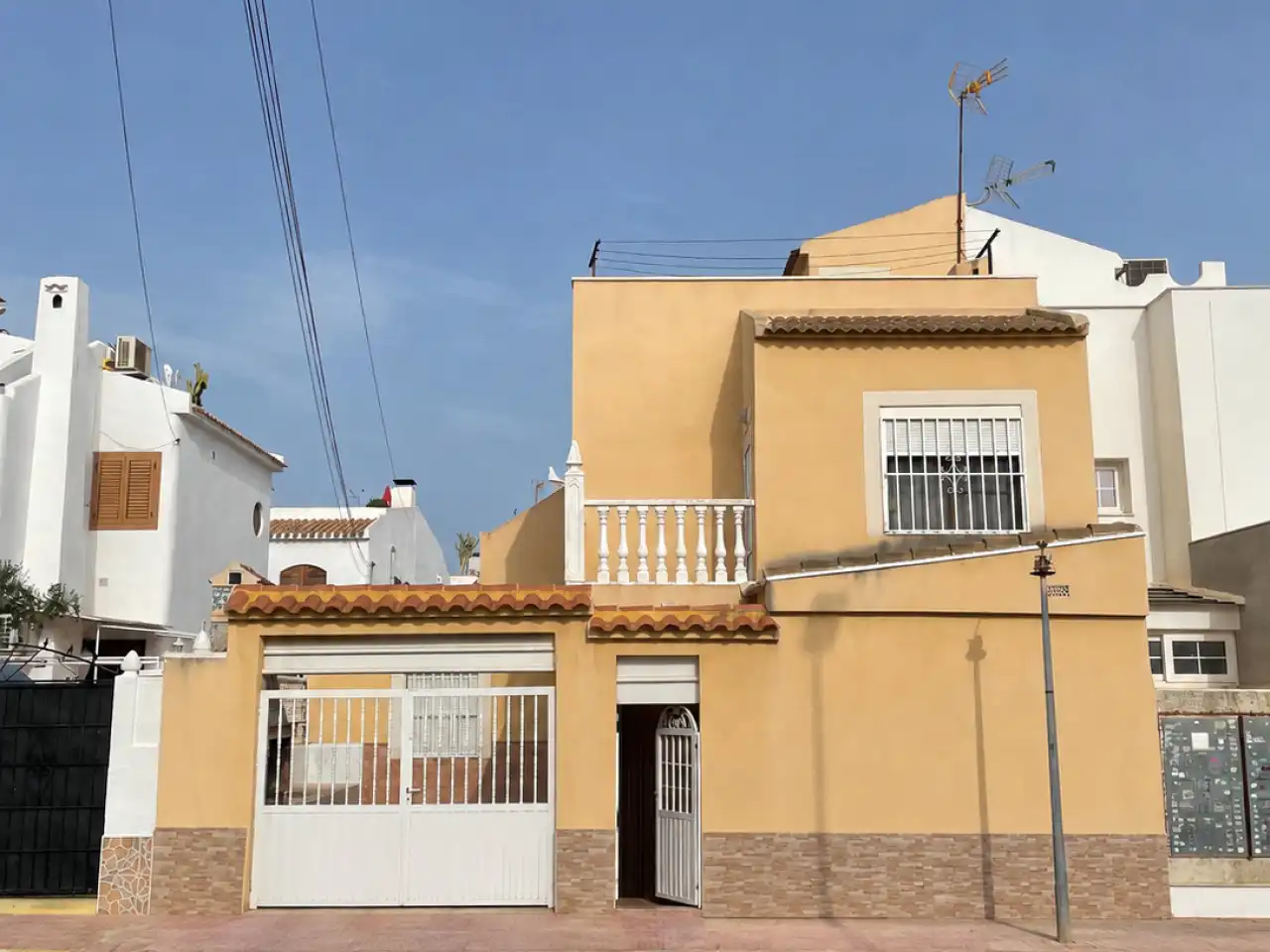 Adosado en venta en Playa de los Locos