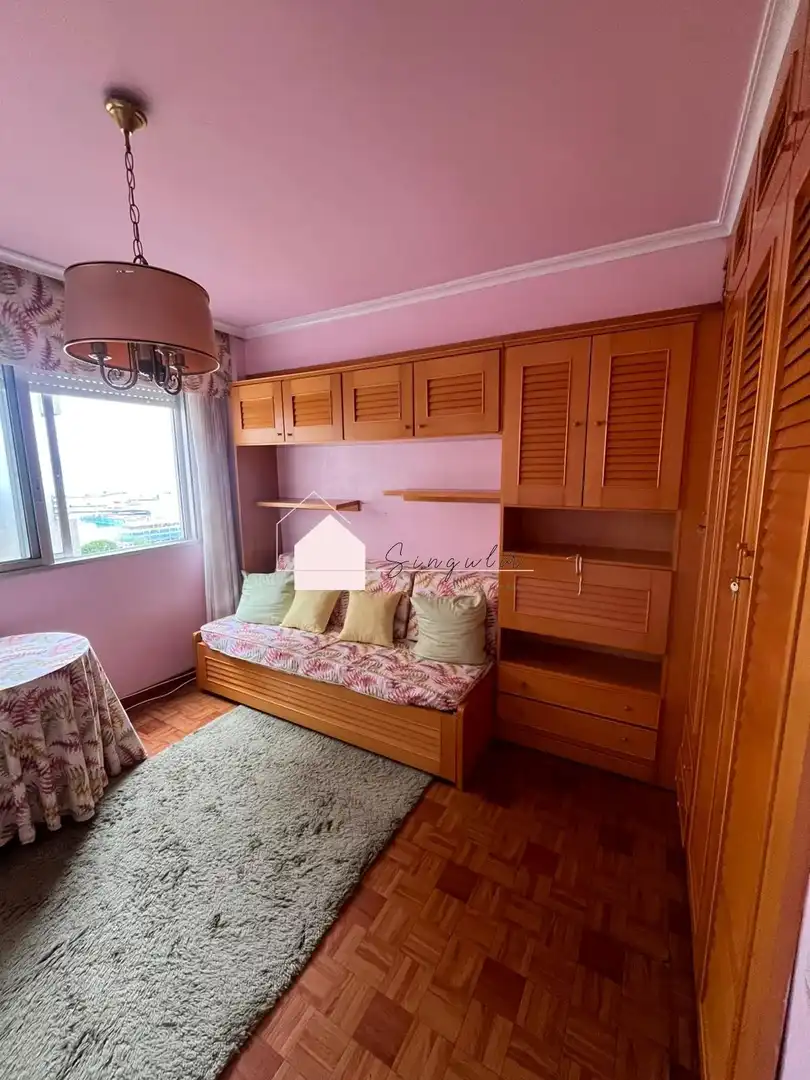 Habitación de Piso en venta en Vigo  con Trastero