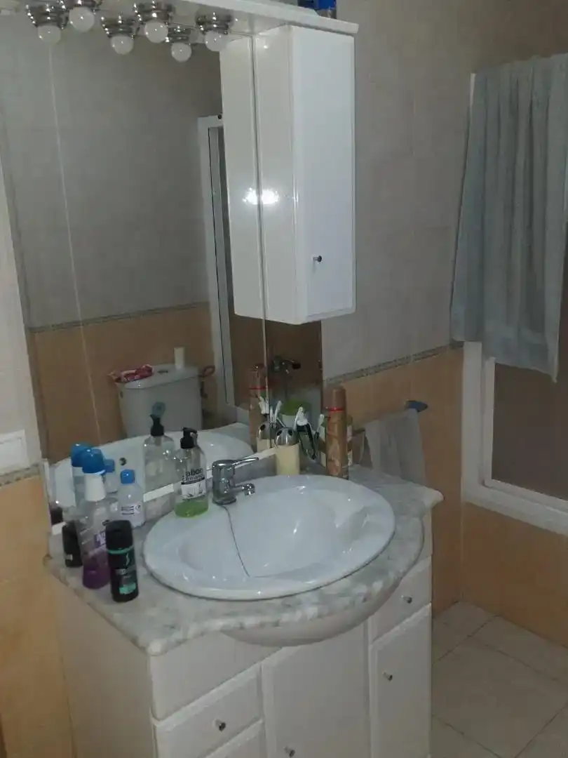 Badezimmer von Wohnungen zur Miete in Garrucha mit Möbliert, Ofen und Waschmaschine