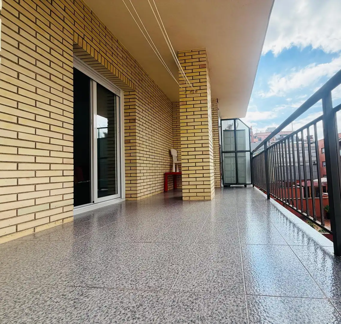 Terraza de Piso en venta en Barberà del Vallès con Aire acondicionado, Calefacción y Terraza