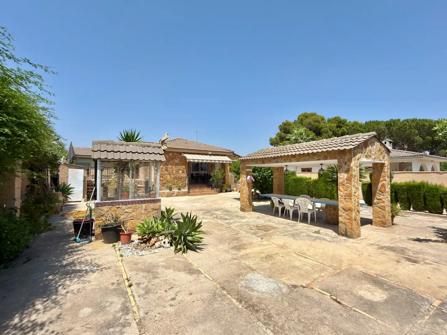 Jardí de Casa o xalet en venda en Chiva amb Aire condicionat, Jardí privat i Terrassa