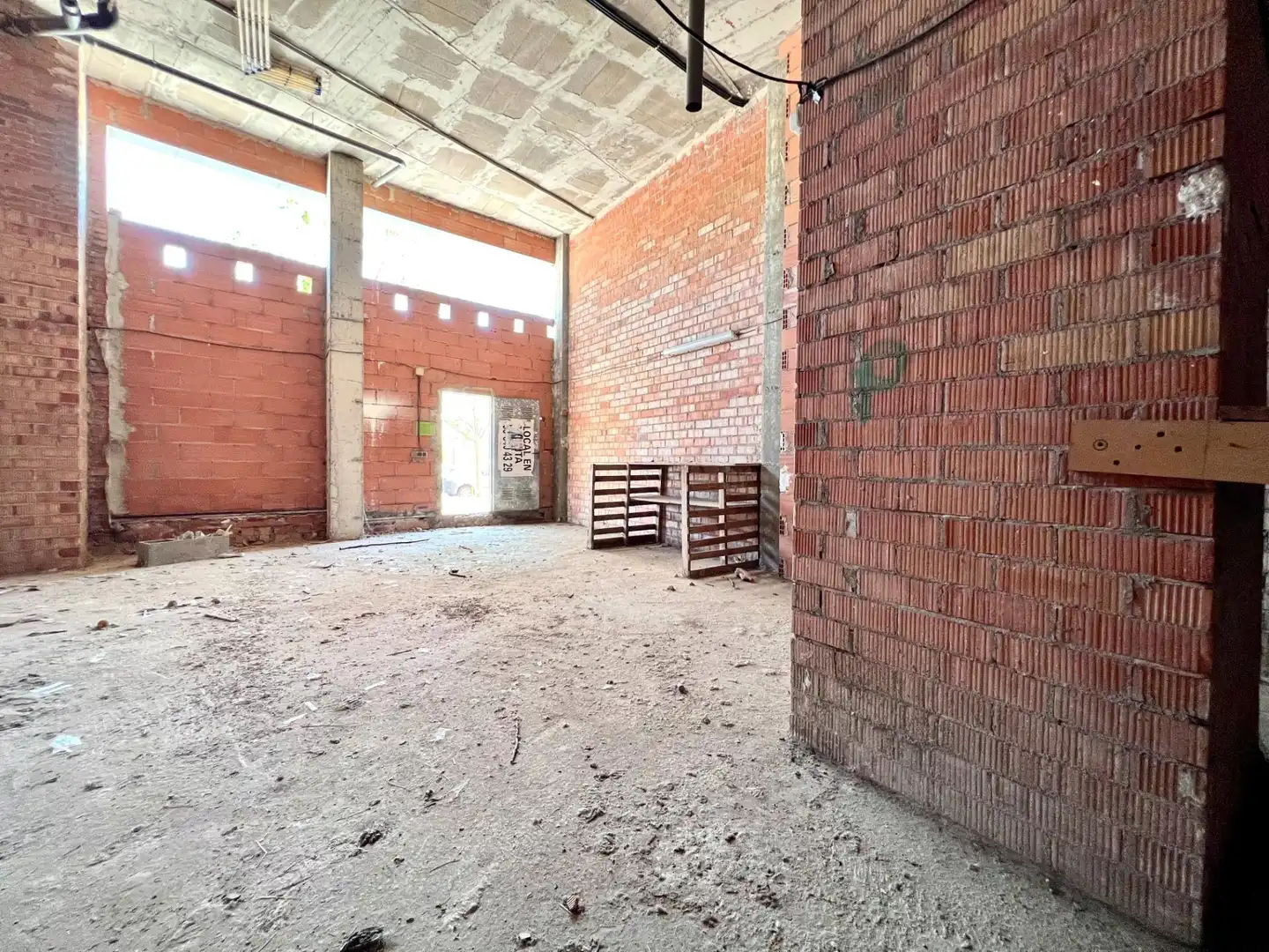 Local comercial en venda a Calle SARAJEVO, imagen 4