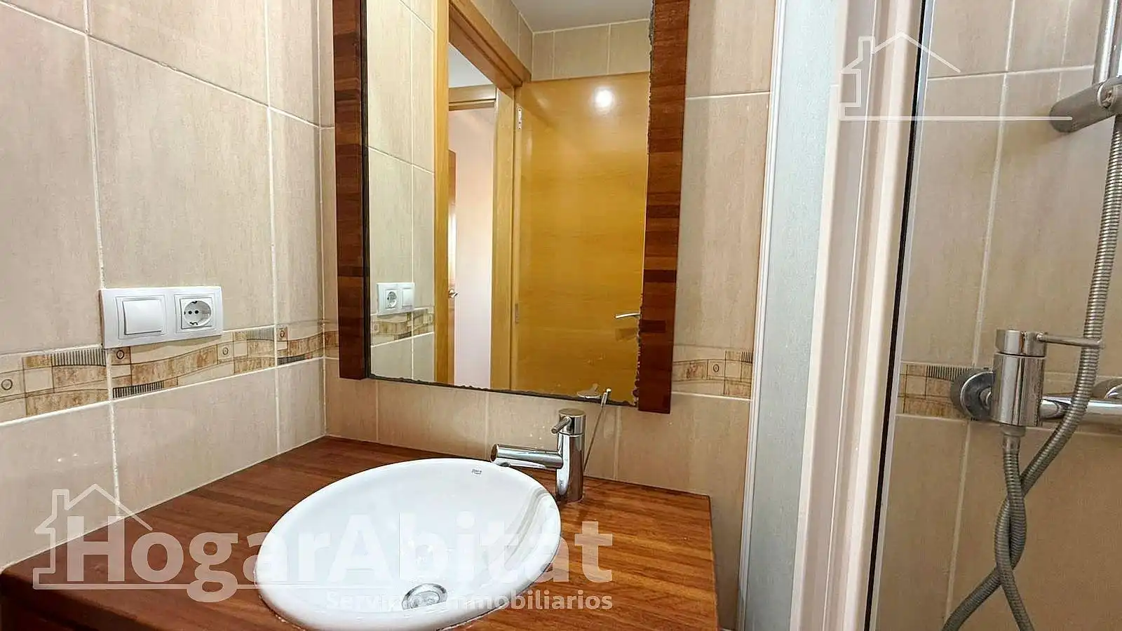 Bathroom of Flat for sale in Piles  with Private garden, Terrace and Furnished