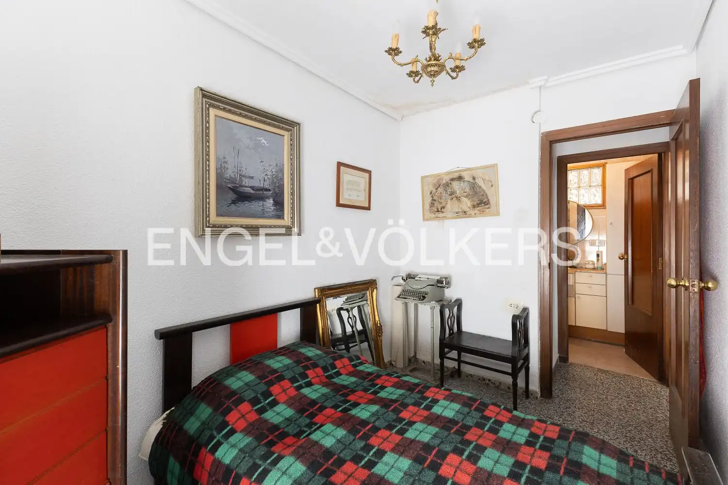 Bedroom of Flat for sale in Valencia  with Heating, Storage room and Balcony