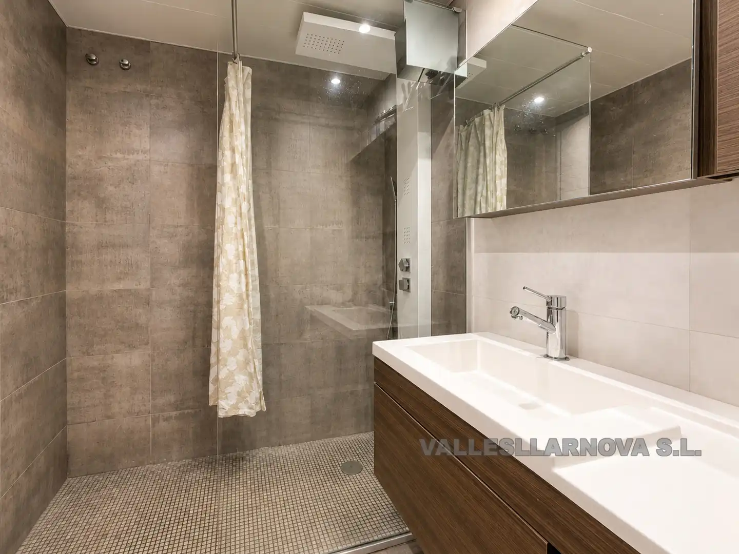 Baño de Piso en venta en Mollet del Vallès con Calefacción, Parquet y Terraza