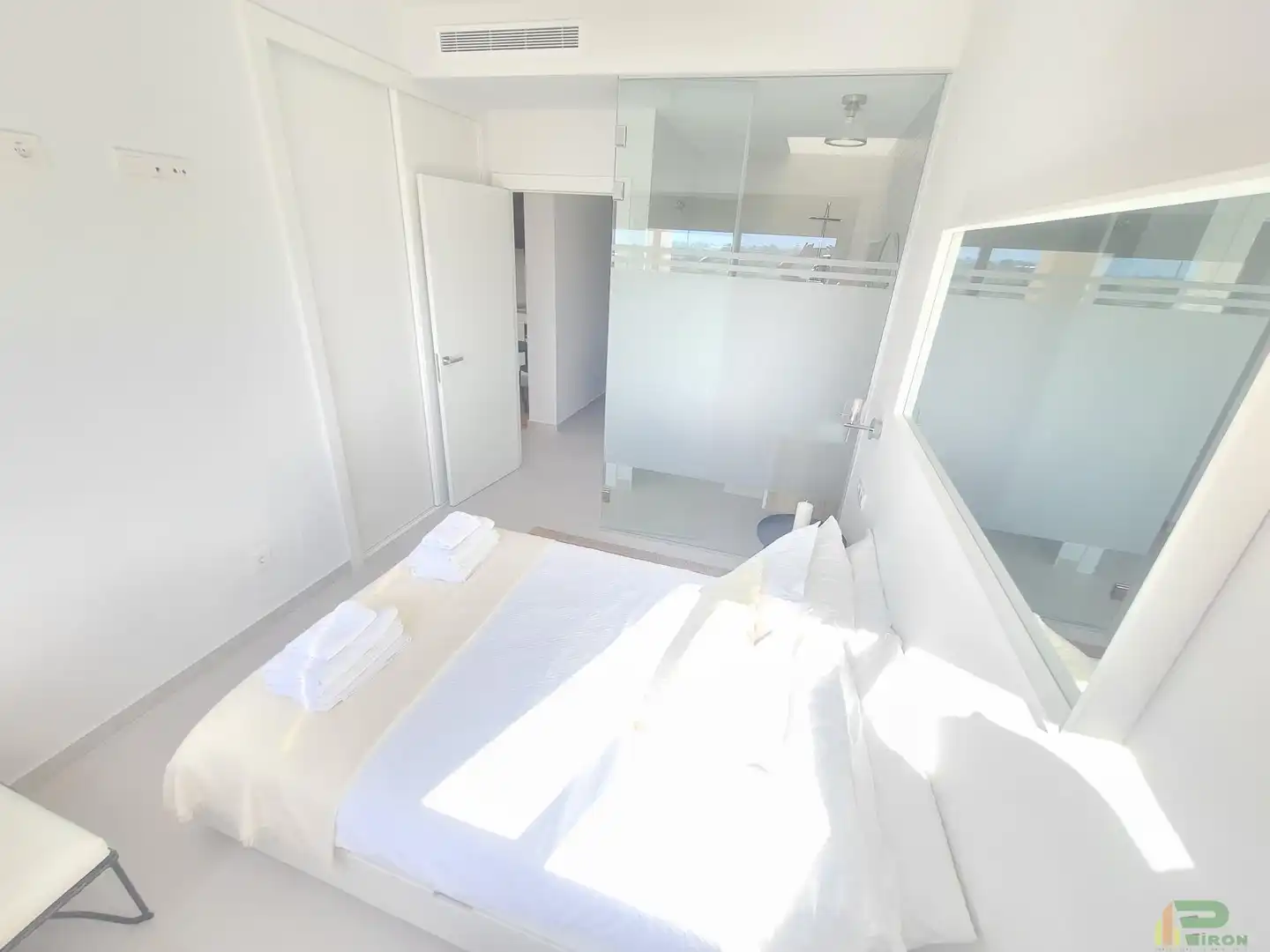Dúplex en venta en Hacienda San Julian, La Hoya