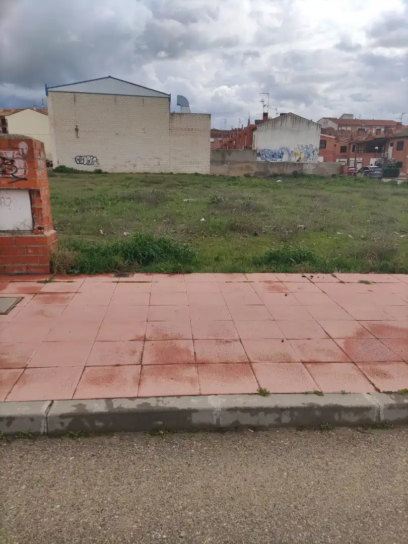 Terreny residencial en venda a Torrijos