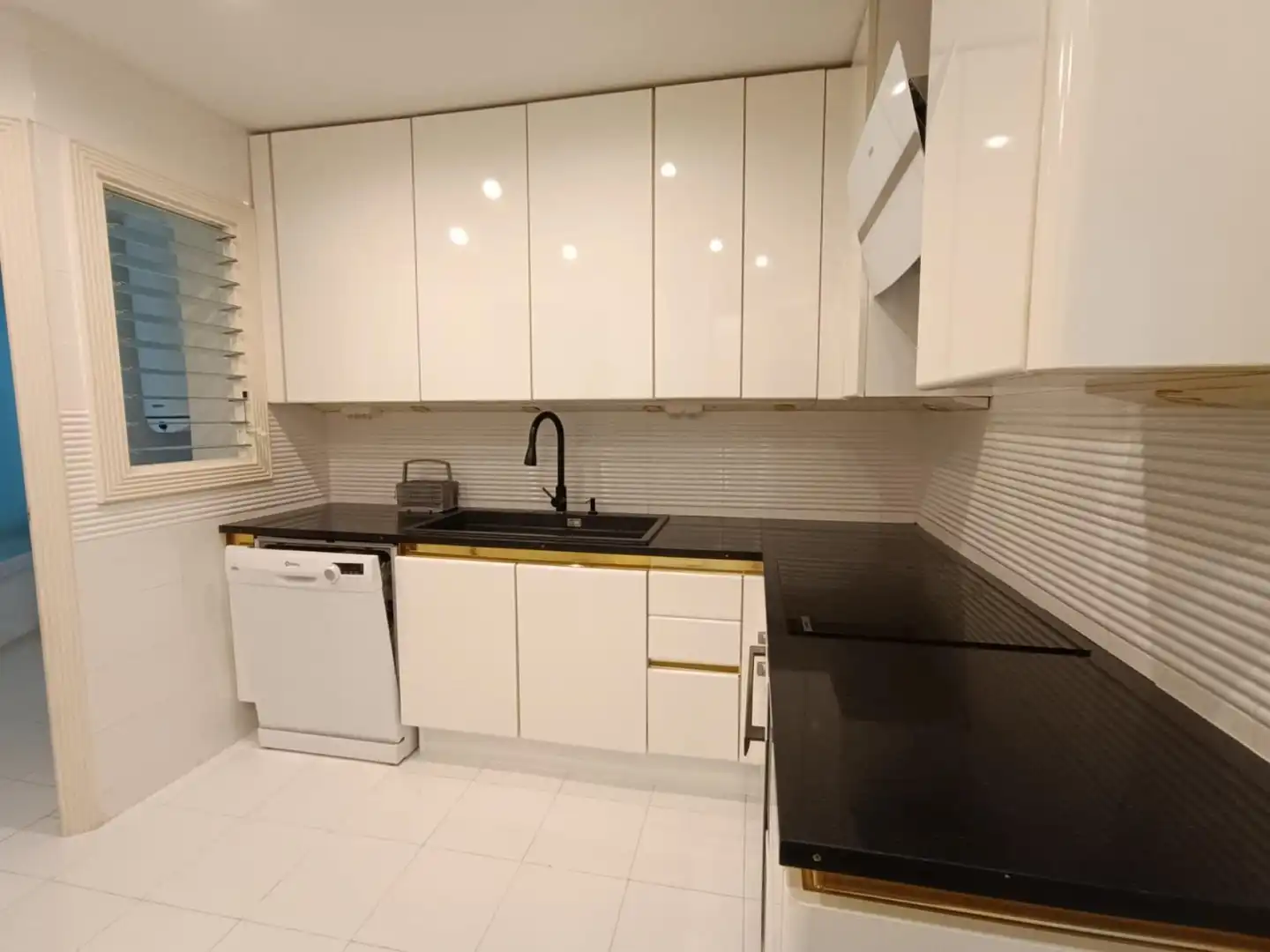 Apartment with pool for sale in de Verona Terol, imagen 19