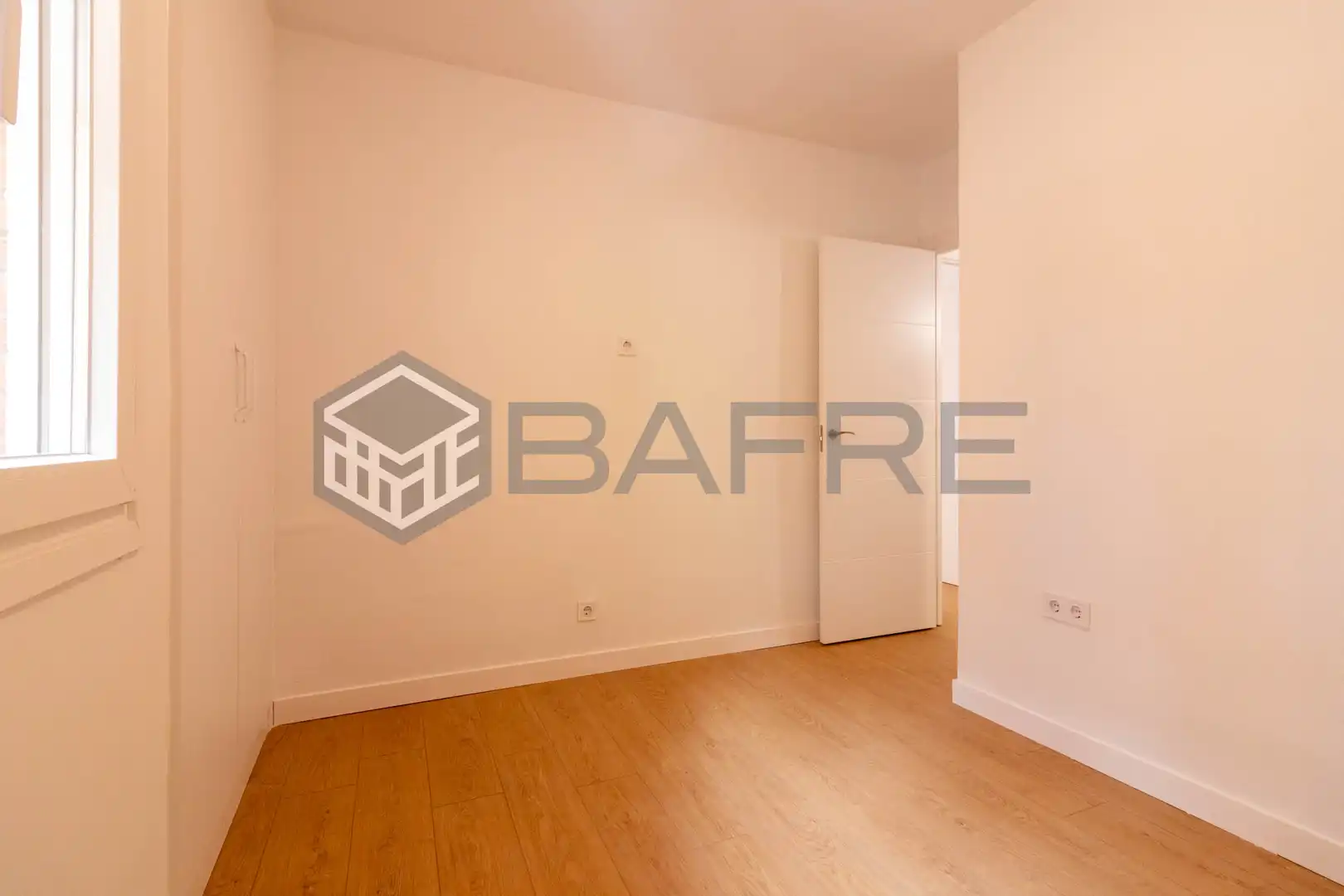 Habitación de Piso en venta en Madrid con Aire acondicionado, Calefacción y Terraza