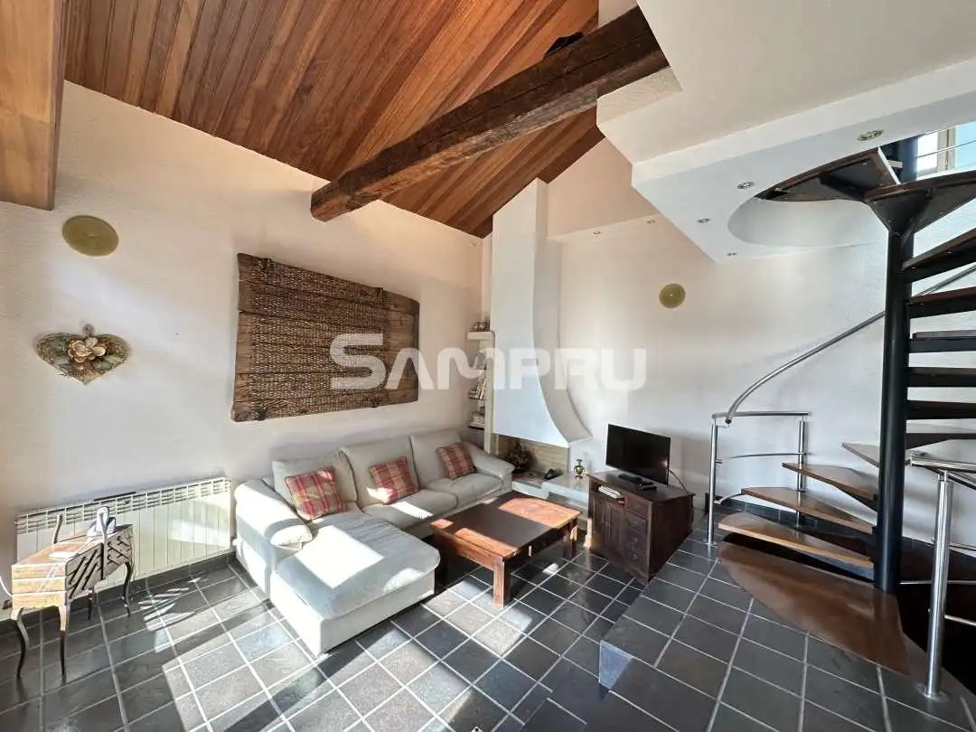 Wohnzimmer von Wohnung zum Verkauf in Legutio mit Heizung, Privatgarten und Terrasse