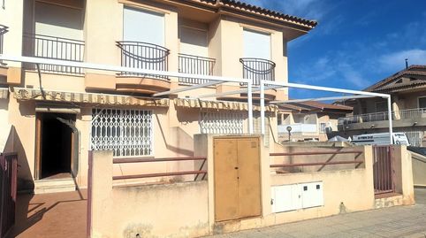 Foto 2 de Casa adosada en venda a Los Urrutias, Cartagena