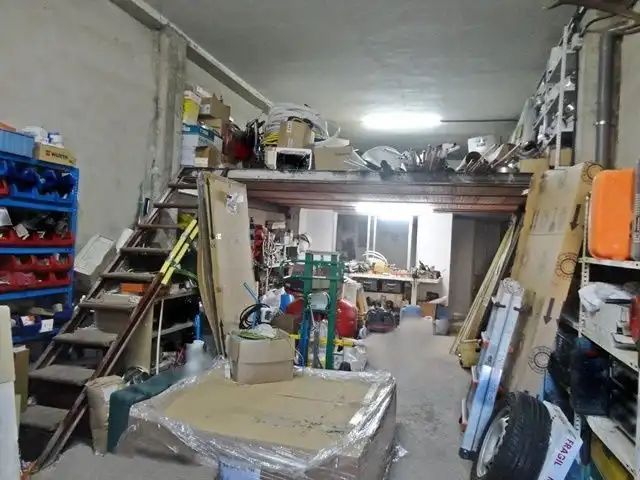 Garage for sale in Salas de los Infantes
