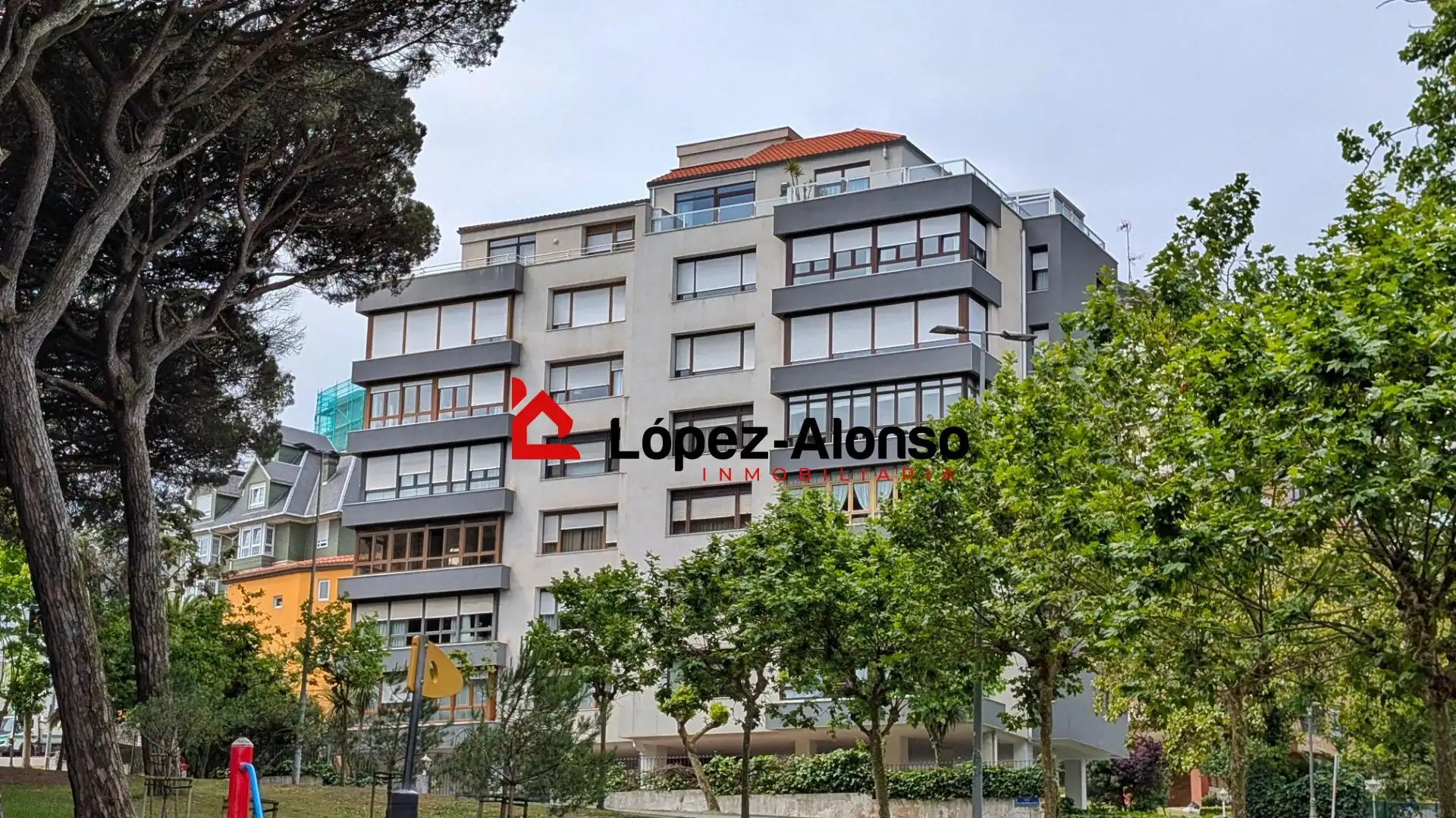 Exterior view of Flat for sale in Santander  with Heating and Storage room