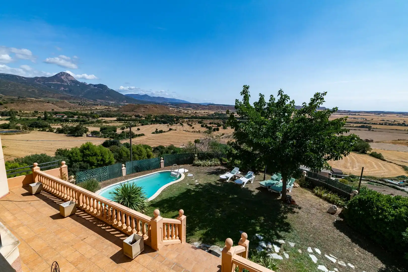 Jardí de Edifici en venda en La Sotonera, Huesca