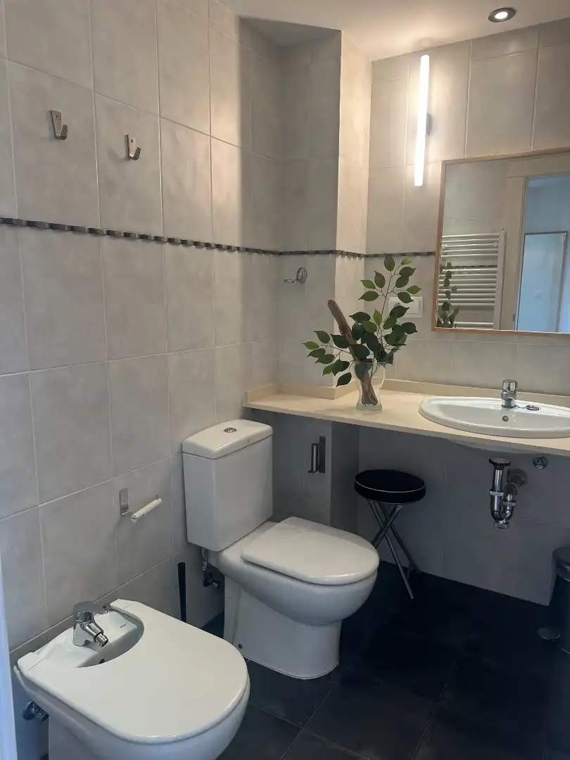Bany de Casa o xalet en venda en Cudillero amb Calefacció, Jardí privat i Parquet