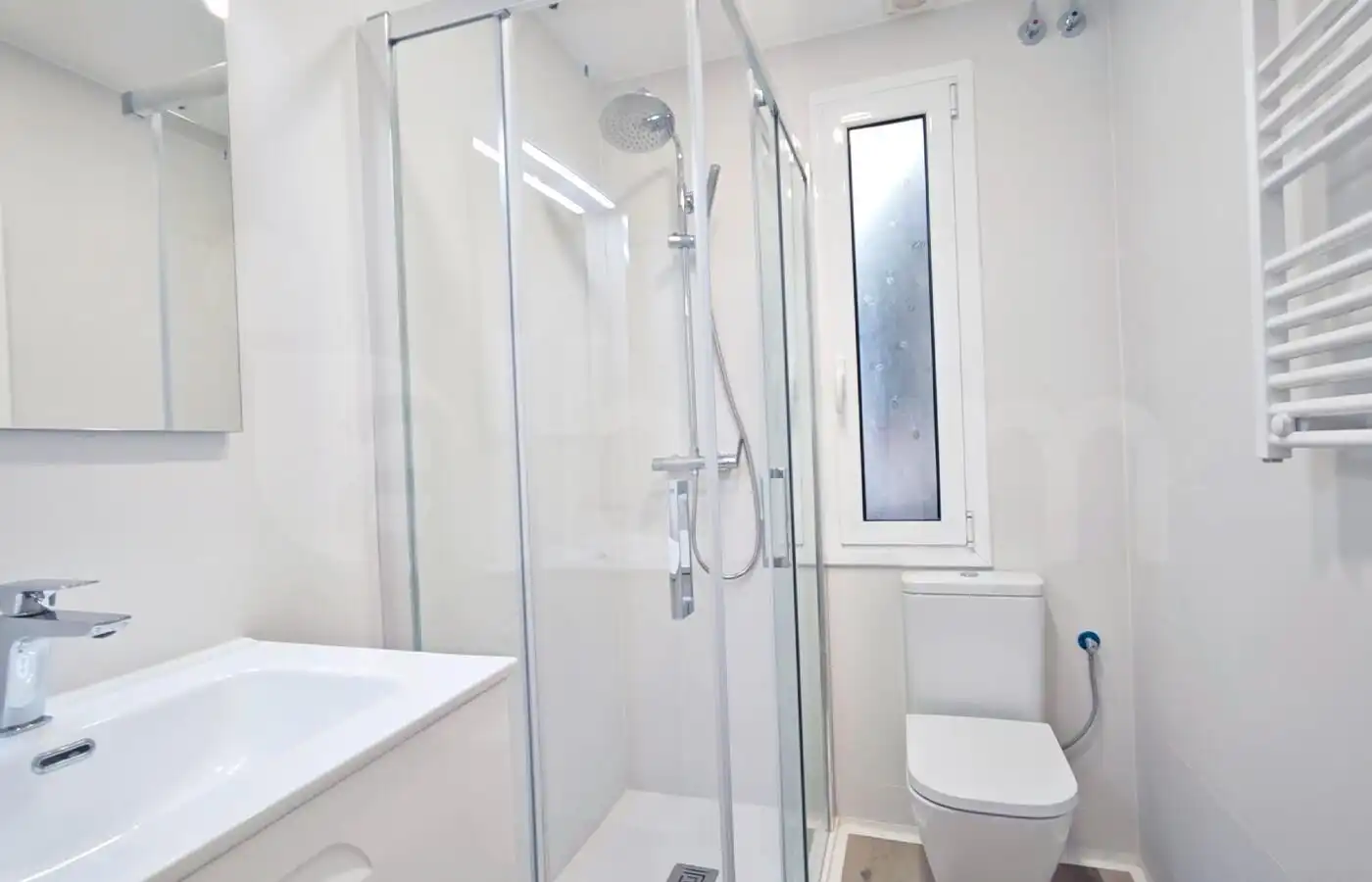 Bathroom of Flat for rent in Gualba  with Heating, Terrace and Furnished