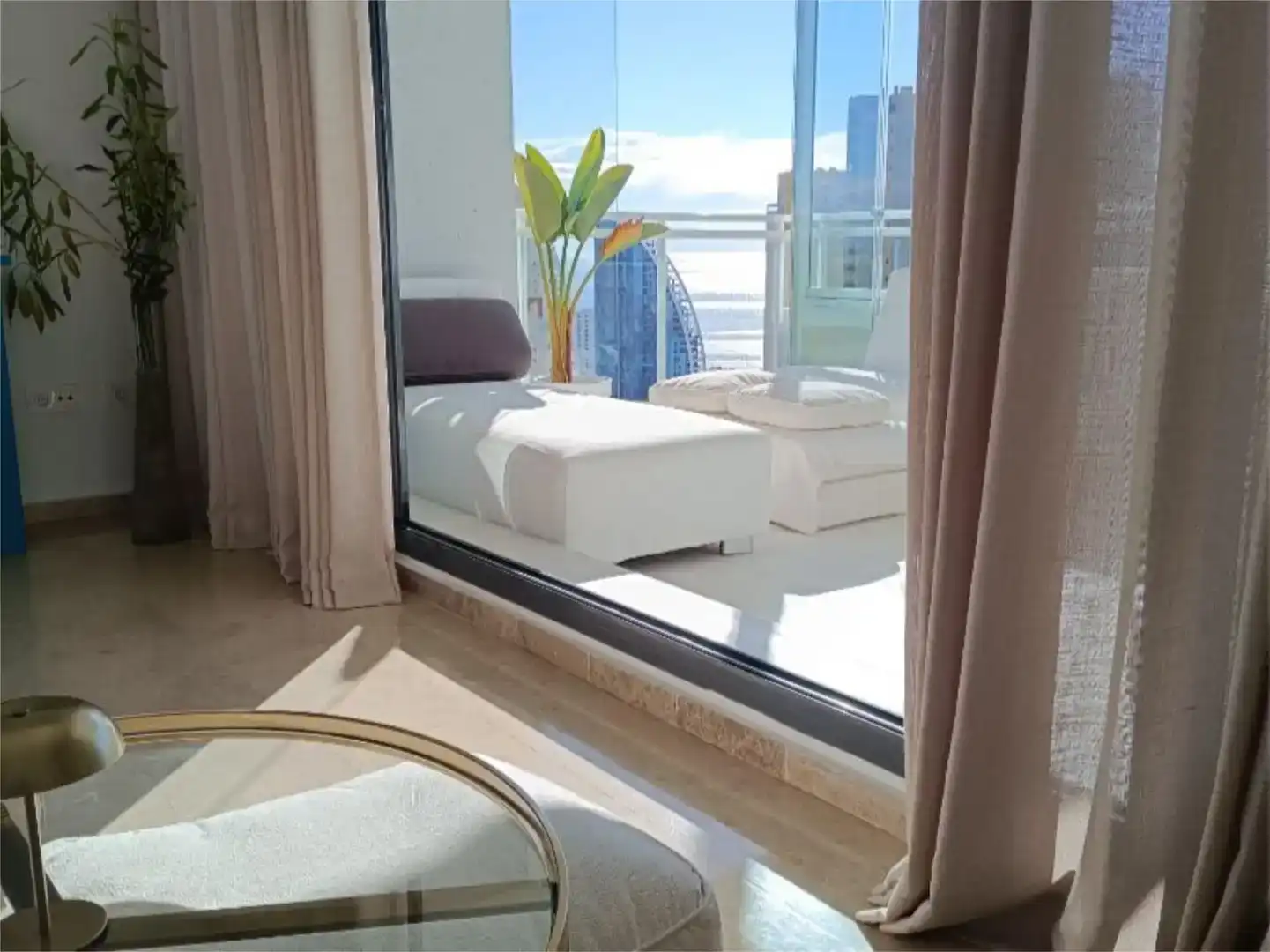 Sala de estar de Piso en venta en Benidorm con Aire acondicionado y Piscina