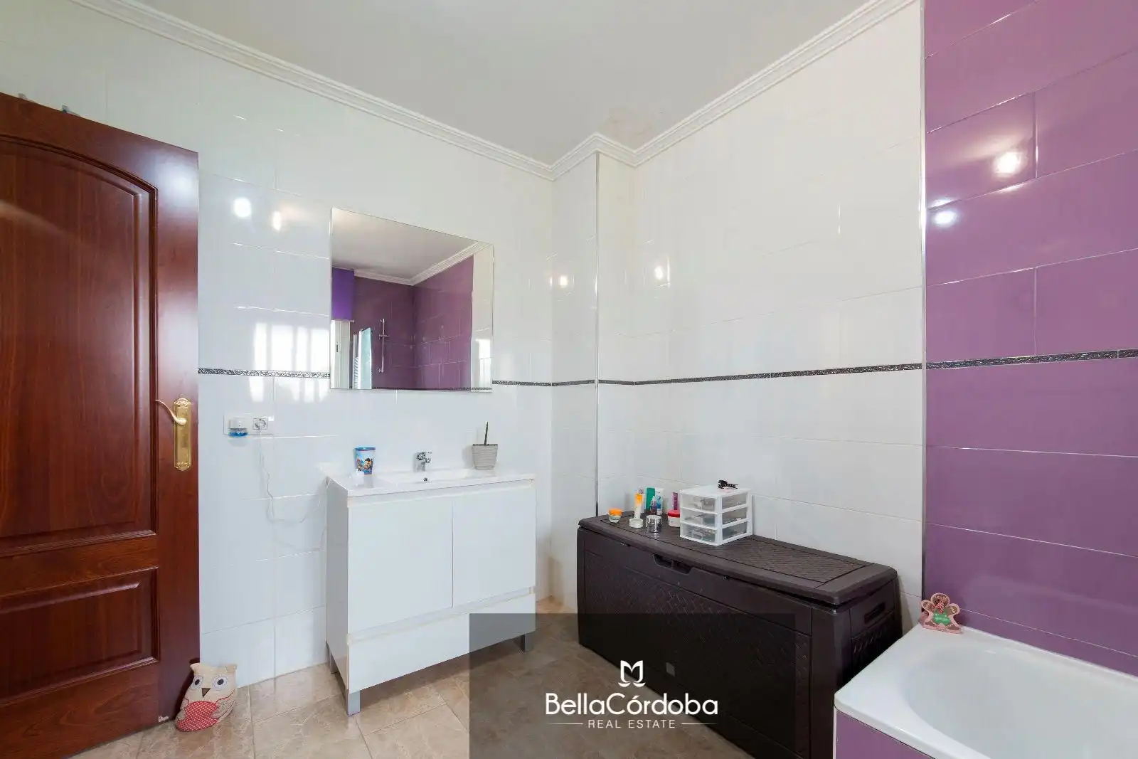 Bany de Casa o xalet en venda en Córdoba amb Aire condicionat, Calefacció i Terrassa