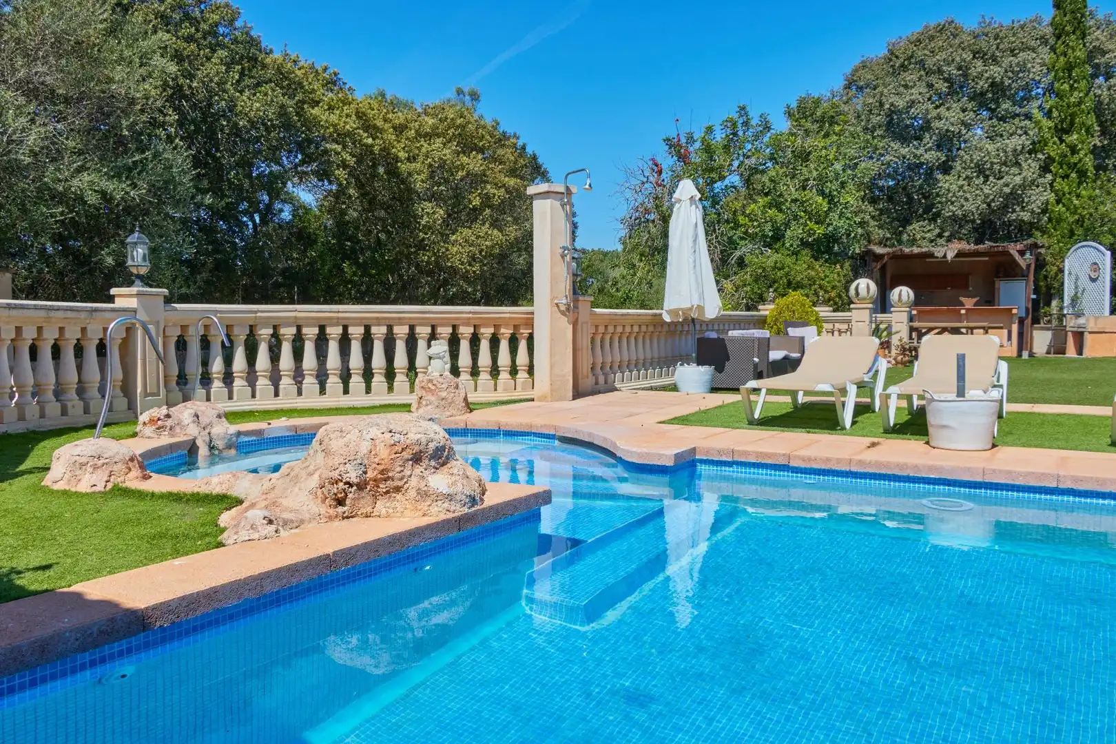 Piscina de Finca rústica en venta en Llucmajor con Aire acondicionado, Jardín privado y Terraza