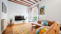 Living room of Flat for sale in  Barcelona Capital  with Air Conditioner, Heating and Balcony