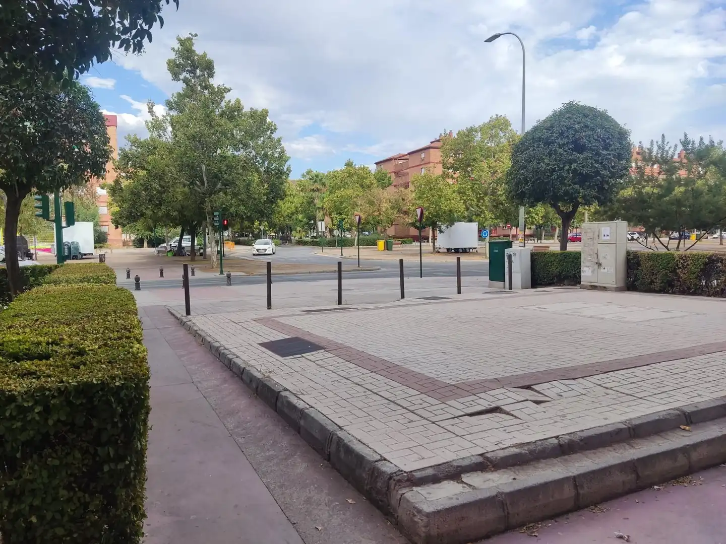 Exterior view of Commercial properties for rent in Granada  with Air Conditioner