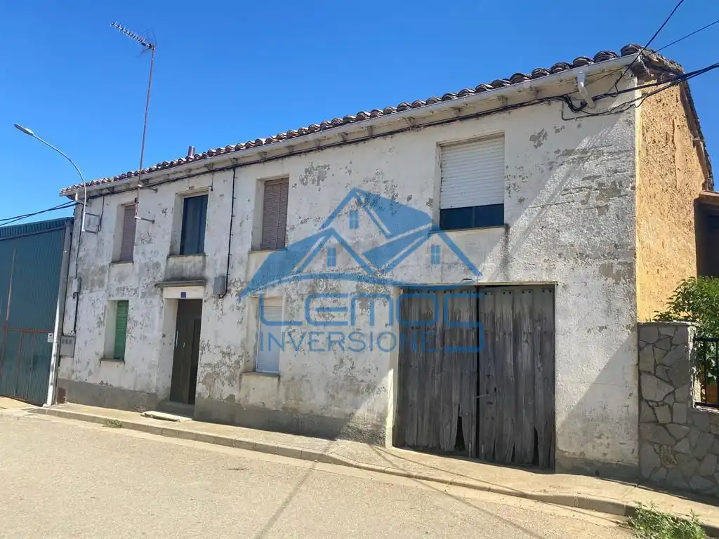 Vista exterior de Casa o xalet en venda en Cubillas de Rueda