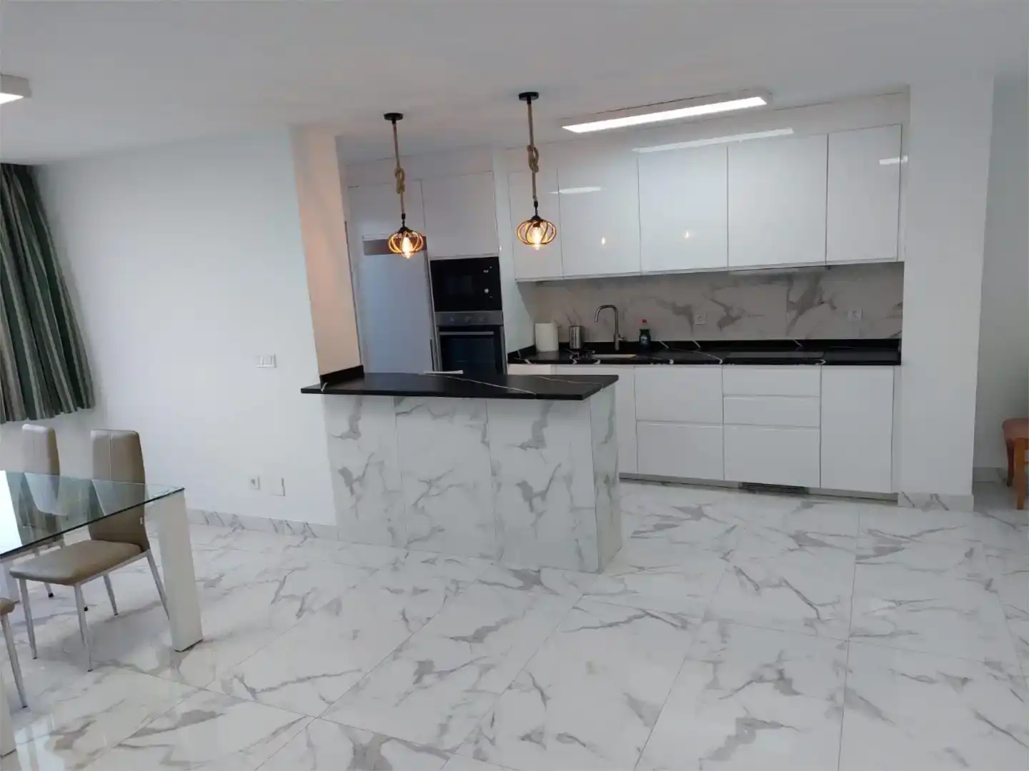 Cocina de Piso de alquiler en San Luis de Sabinillas