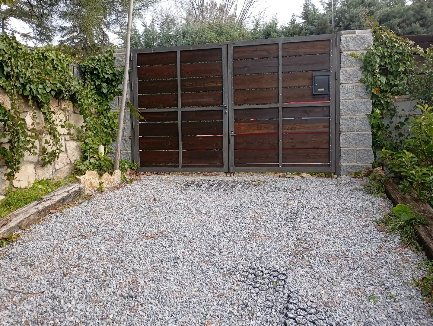 Jardí de Casa o xalet en venda en Robledo de Chavela amb Aire condicionat, Calefacció i Jardí privat