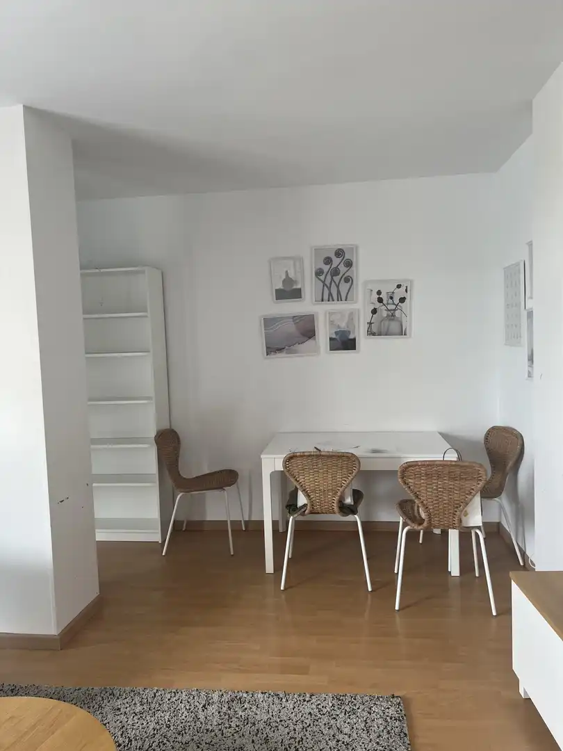 Comedor de Piso de alquiler en Girona con Calefacción, Terraza y Trastero