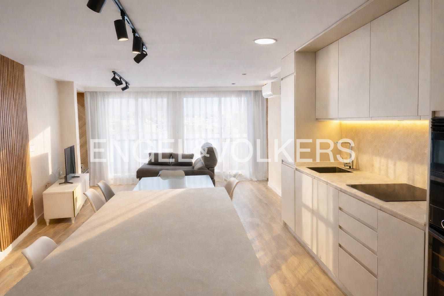 Vista exterior de Àtic de lloguer en Gandia amb Aire condicionat, Calefacció i Terrassa