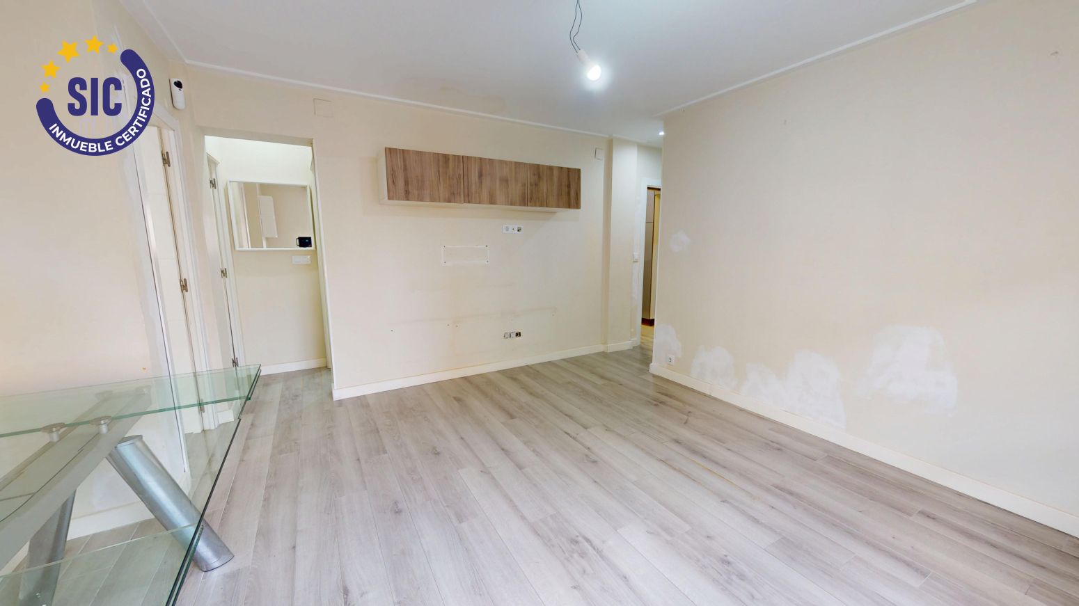 Piso en venta en  Valencia Capital con Parquet