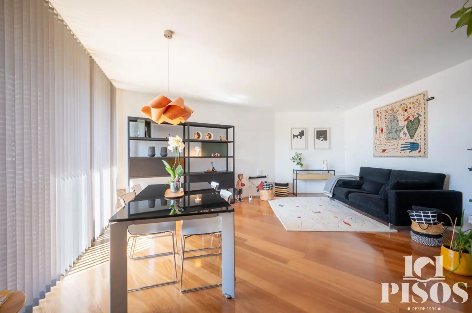 Sala d'estar de Pis en venda en Sabadell amb Aire condicionat, Calefacció i Terrassa