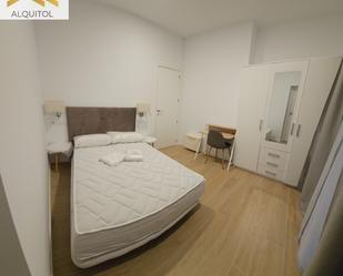 Bedroom of Flat to share in  Toledo Capital  with Air Conditioner, Heating and Furnished