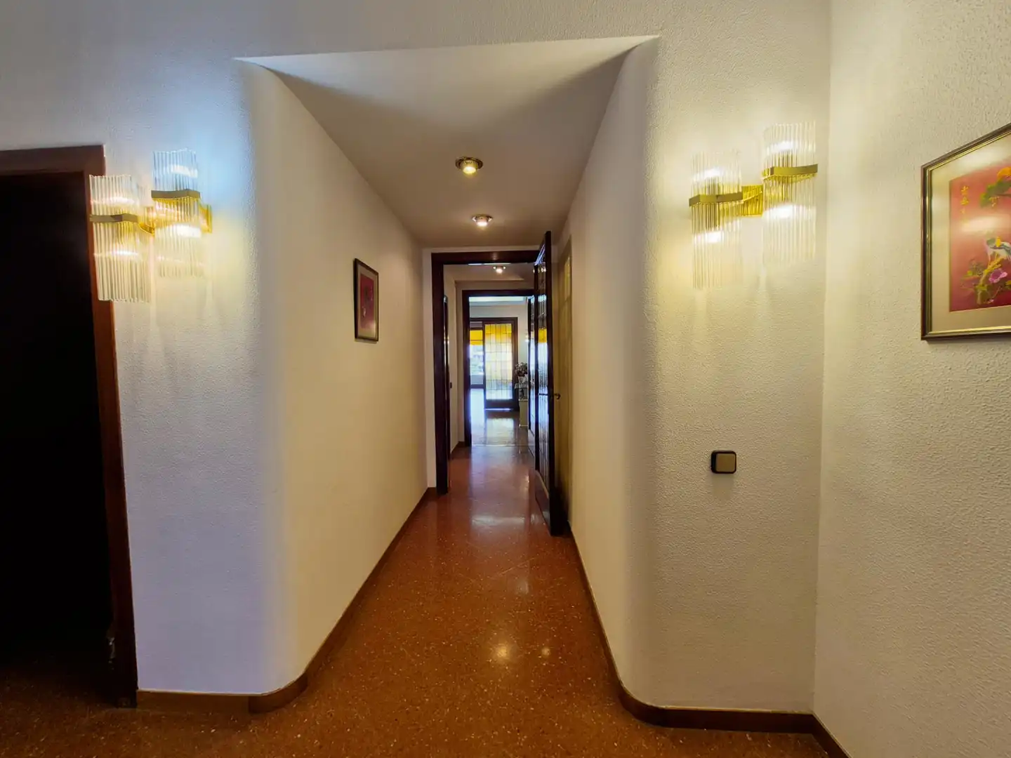 Wohnung zur Miete in Barcelona mit Klimaanlage, Heizung und Parkett