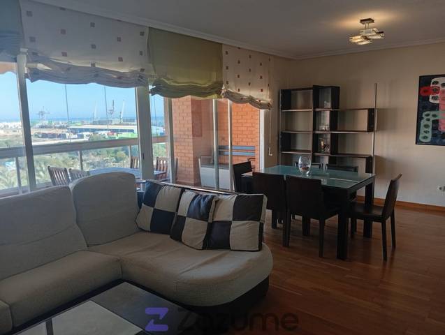 Piso en Alquiler en C/ Nadadora Carmen Soto en Babel