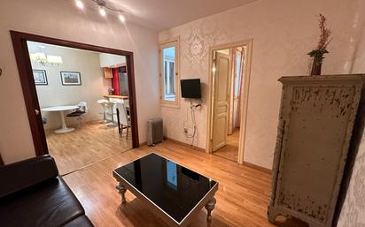 Sala d'estar de Apartament de lloguer en  Madrid Capital amb Aire condicionat