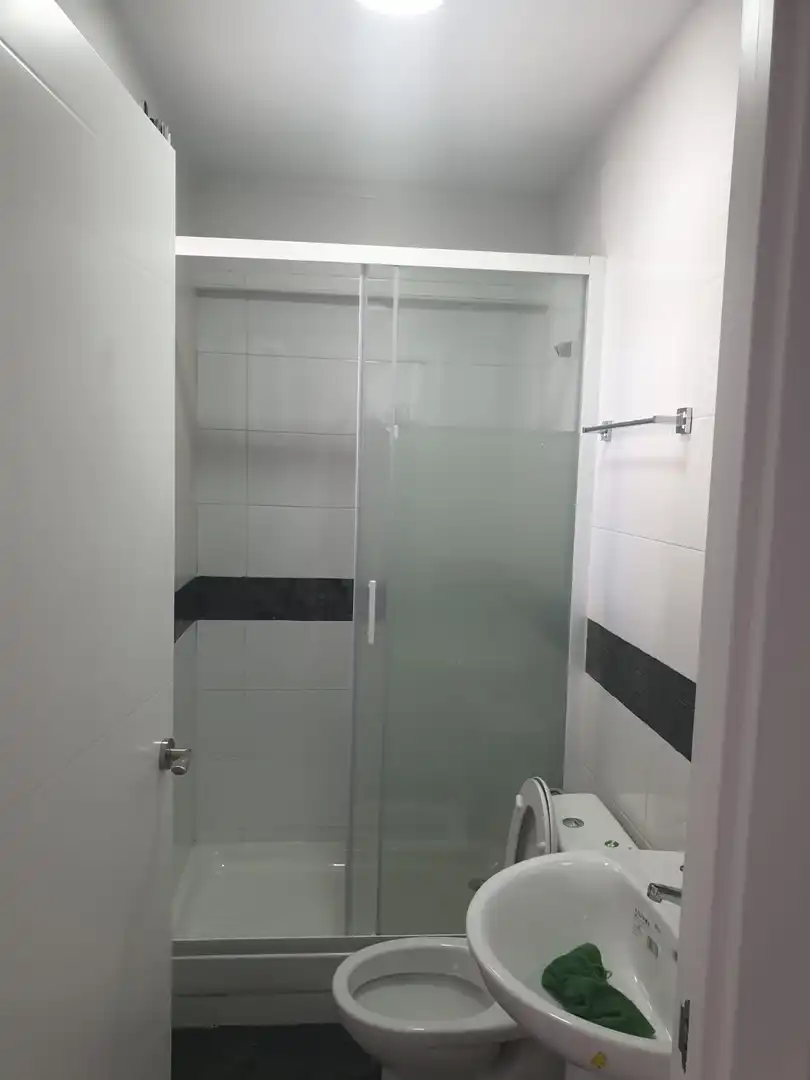 Bathroom of Flat for rent in Parla  with Washing machine