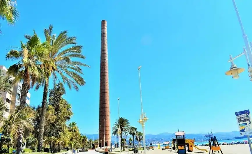 Vista exterior de Pis en venda en Málaga amb Aire condicionat, Parquet i Piscina comunitària
