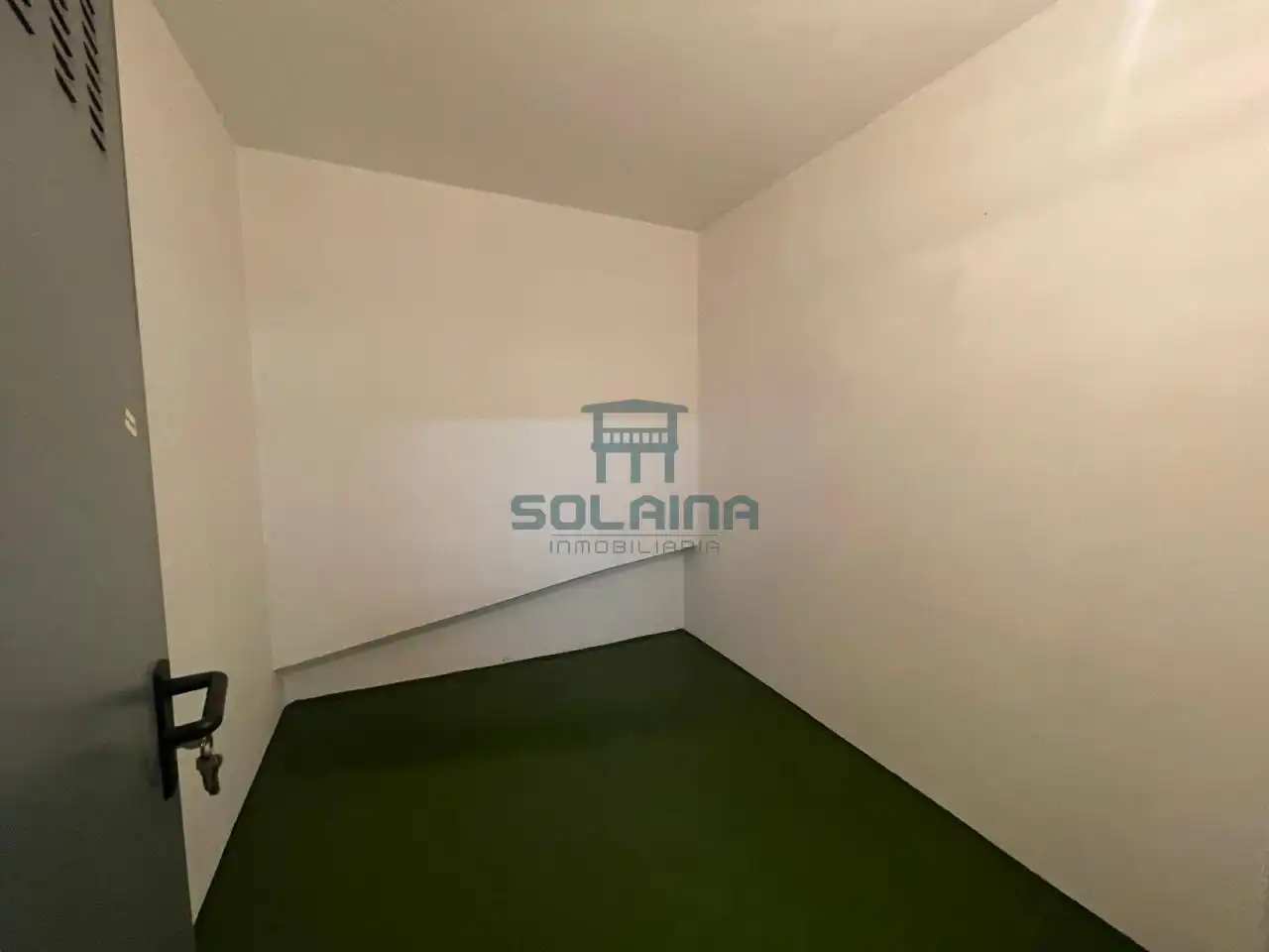 Apartament de lloguer en Ourense Capital  amb Calefacció, Traster i Balcó