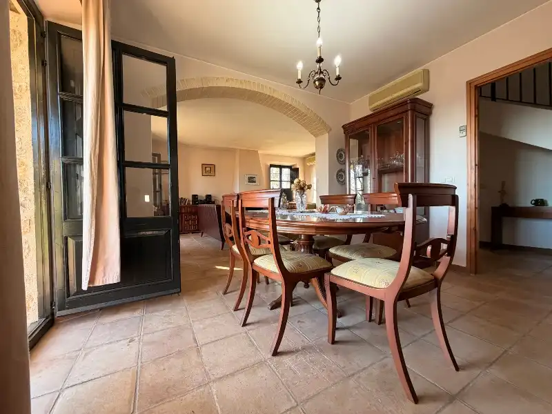 Comedor de Casa o chalet en venta en Garrigoles con Jardín privado, Terraza y Trastero