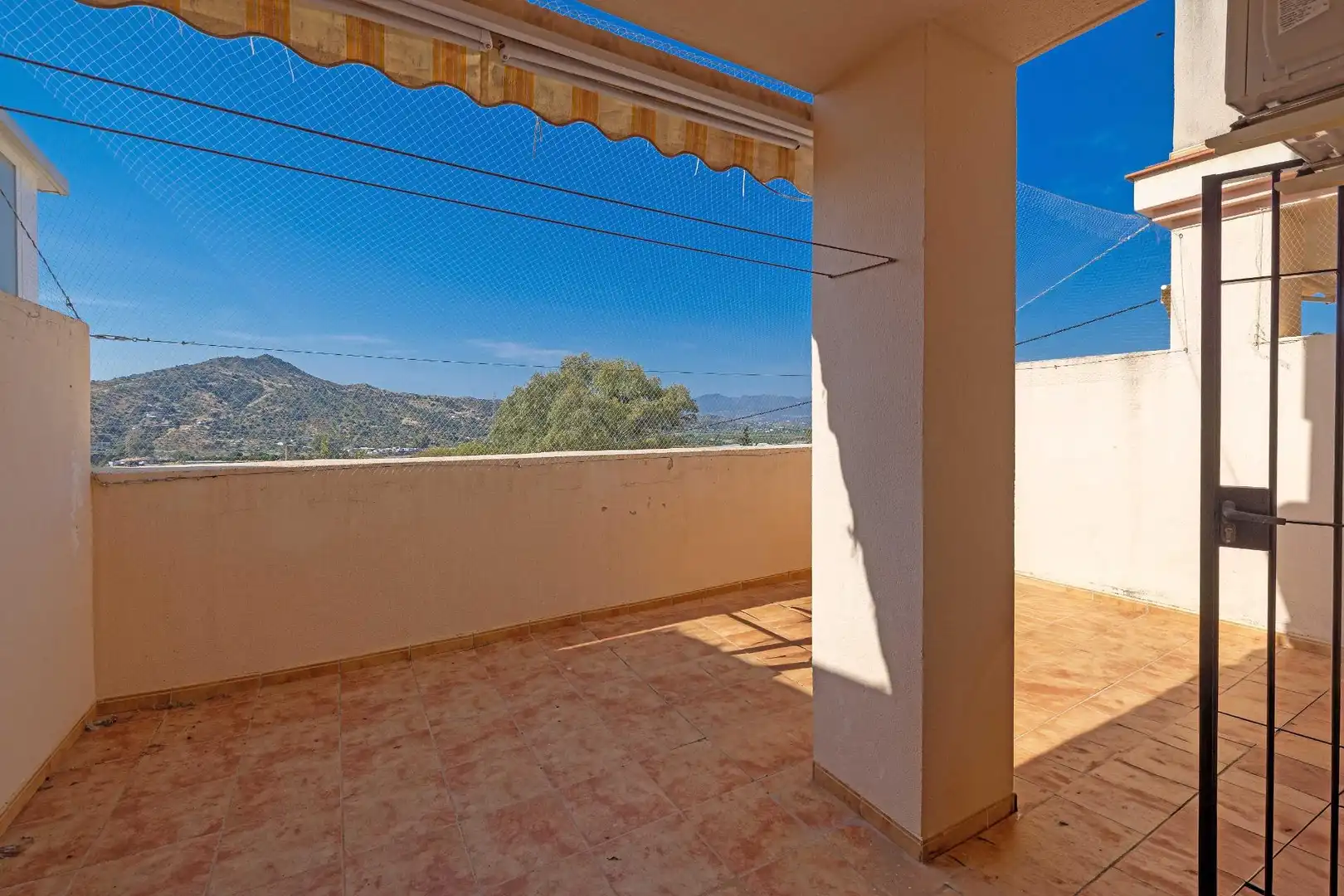 Terrasse von Wohnung zum Verkauf in Almogía mit Klimaanlage, Terrasse und Abstellraum