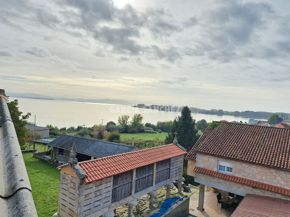 House or chalet for sale in Boiro  with Terrace