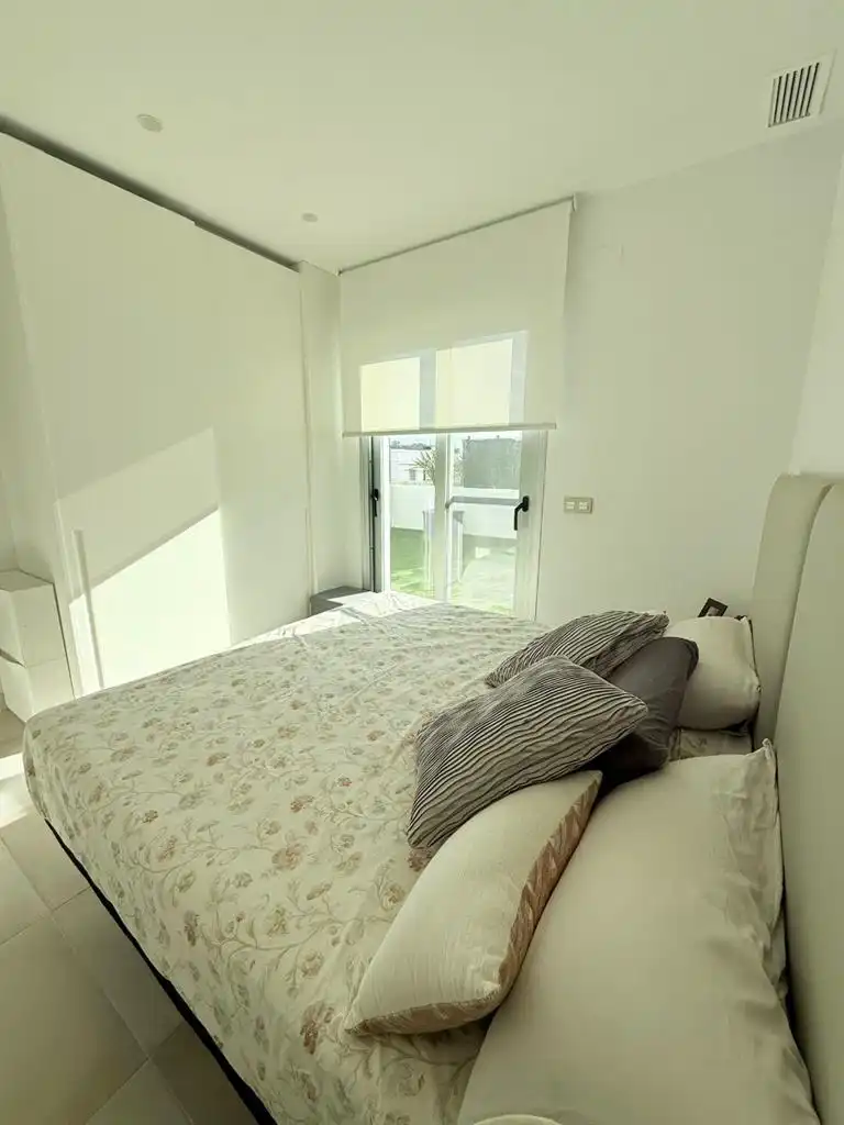 Habitación de Planta baja en venta en Finestrat con Aire acondicionado, Terraza y Trastero