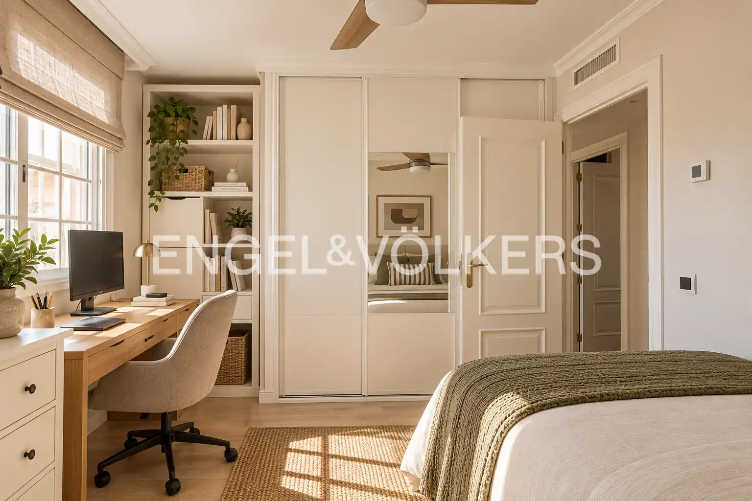 Bedroom of Attic for sale in Madrid  with Air Conditioner, Heating and Private garden