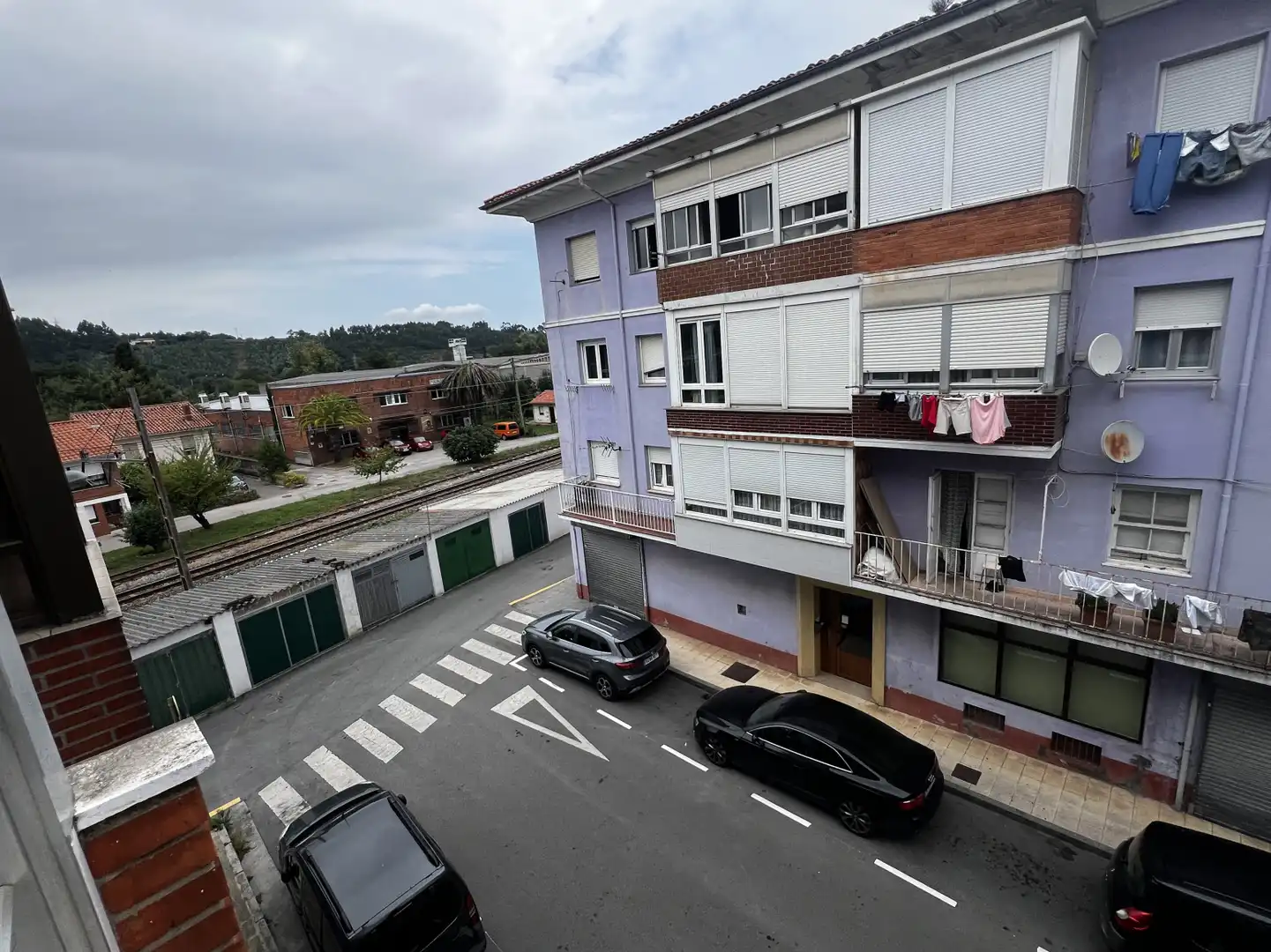 Parking de Piso en venta en Torrelavega  con Calefacción, Jardín privado y Parquet