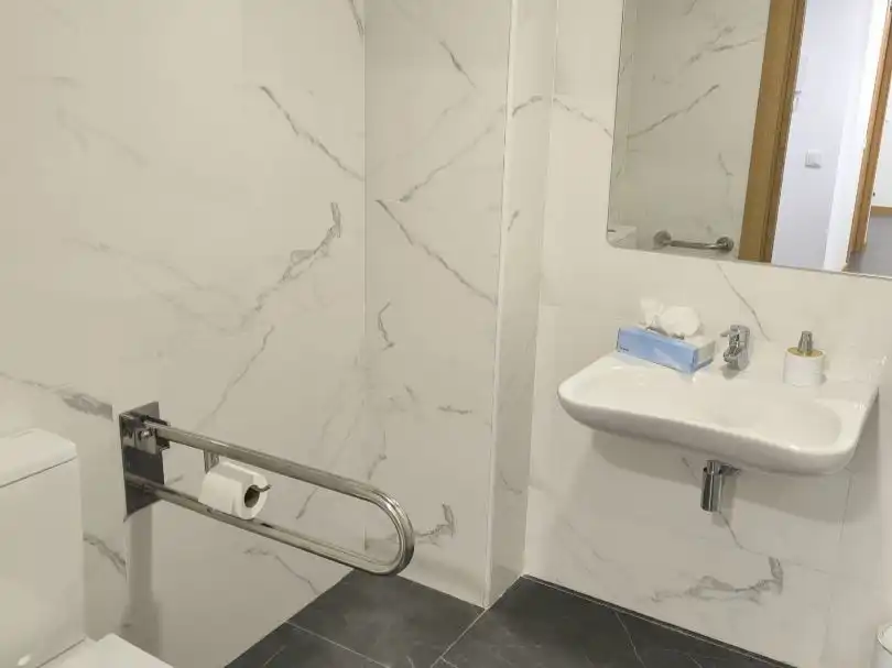 Office space with lift to rent in Arzobispo Morcillo 40, imagen 7